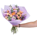 Bouquet of Ecuadorian and spray roses